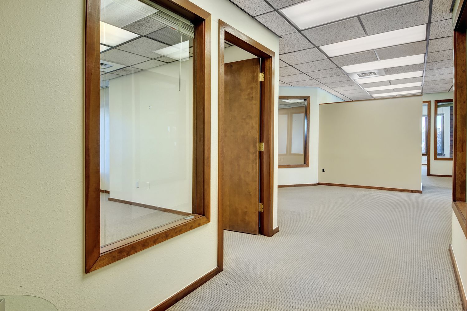 7-Room Office Suite for Lease